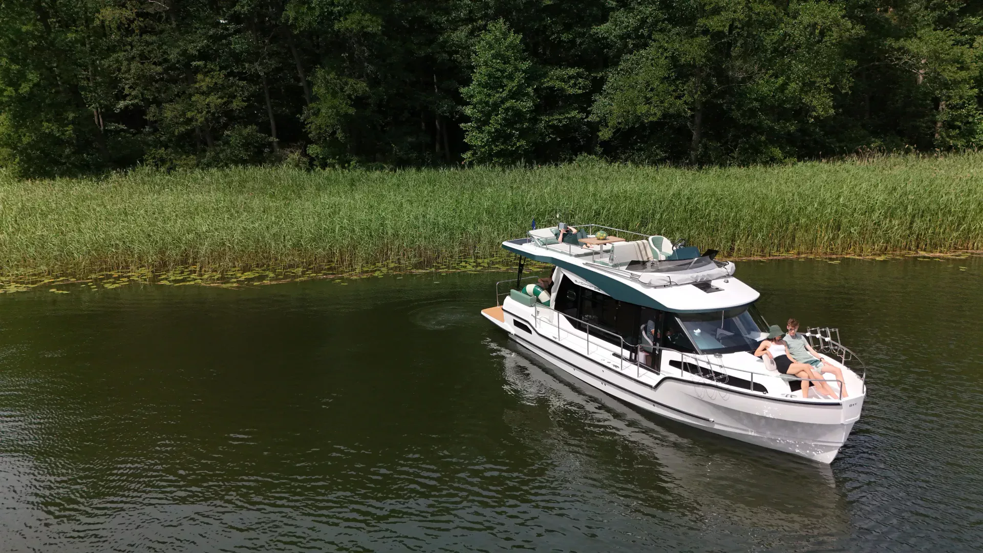 Suncamper 36 nyaralóhajó