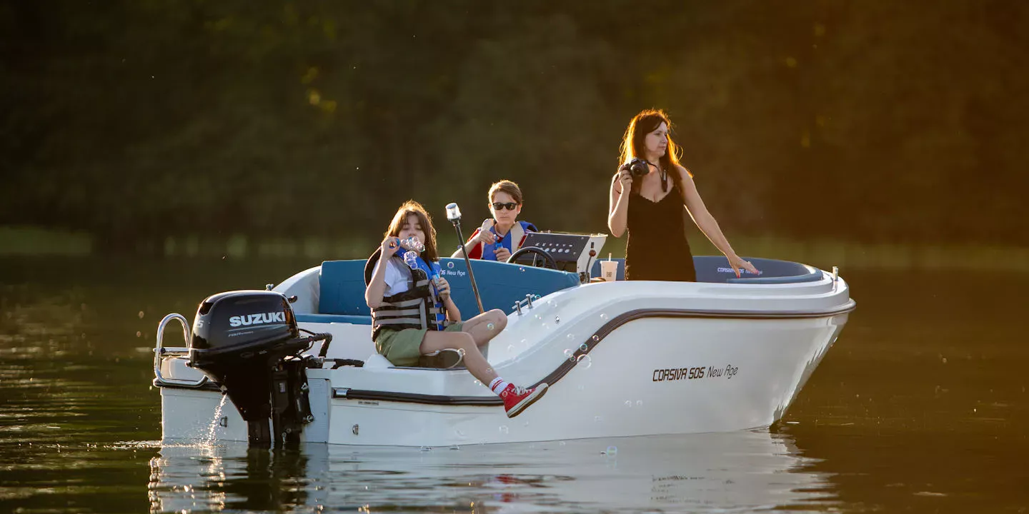 Corsiva 505 motorcsónak